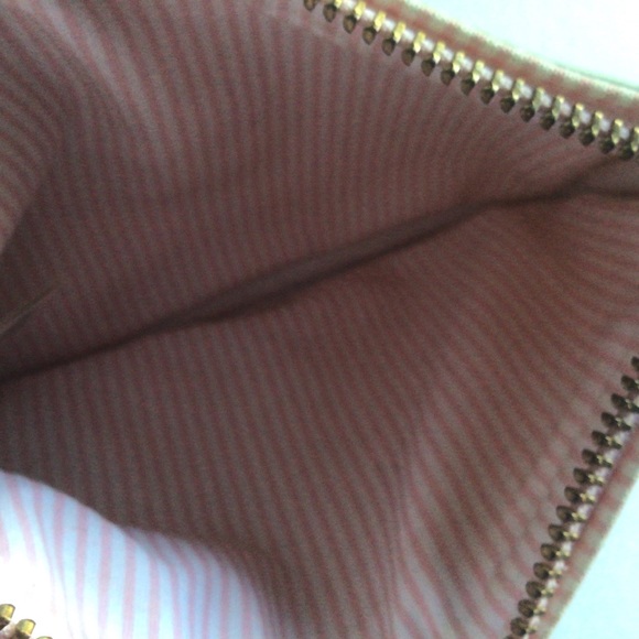 ANTHROPOLOGIE PASTEL FAUX LEATHER BRIDESMAID ZIPPERED POUCH CARD CASE - Picture 7 of 12